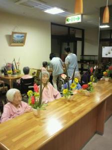 老人ホームで・・・｜「小川屋園芸」　（愛知県名古屋市西区の花キューピット加盟店 花屋）のブログ