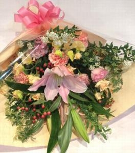 お母様への贈り物｜「小川屋園芸」　（愛知県名古屋市西区の花キューピット加盟店 花屋）のブログ